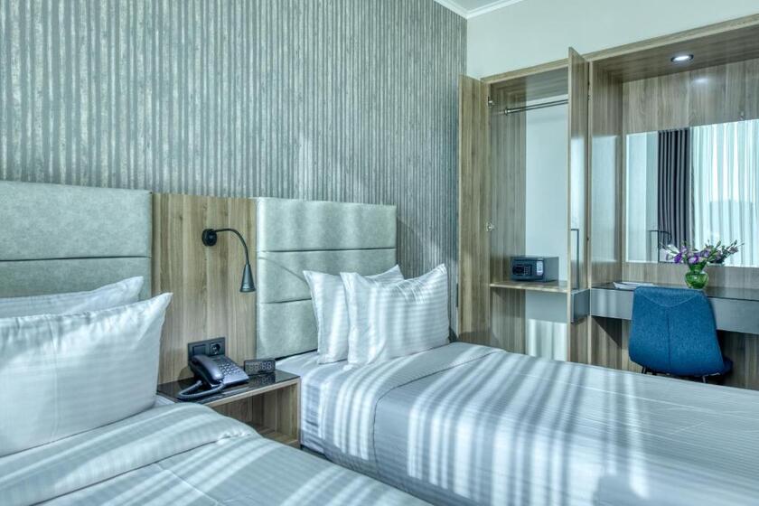 Expocore Hotel yerevan - room