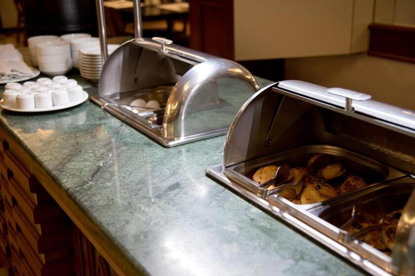 Taksim Metropark Hotel istanbul - breakfast