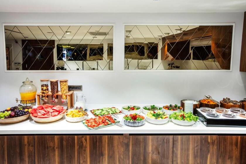 Endican Beyazit Hotel istanbul - breakfast