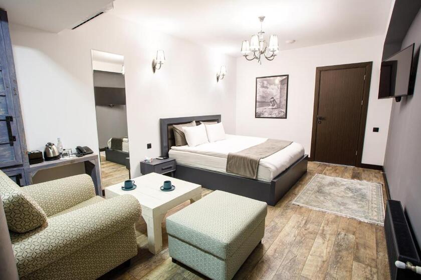 The Phoenix Boutique Hotel yerevan - room