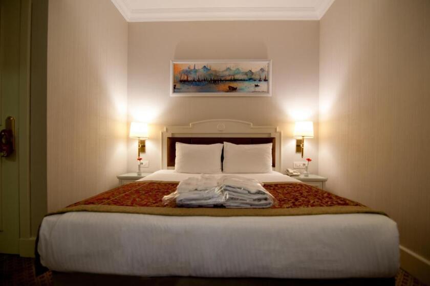 Taksim Metropark Hotel istanbul - Economy Double or Twin Room