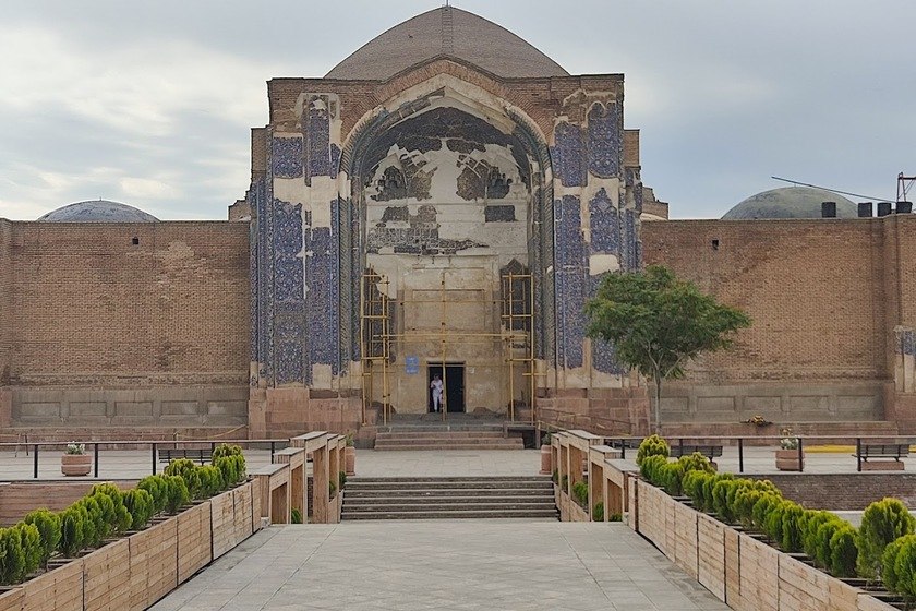 مسجد کبود تبریز. منبع عکس: گوگل‌مپ. عکاس: علی اکبر نفیسی