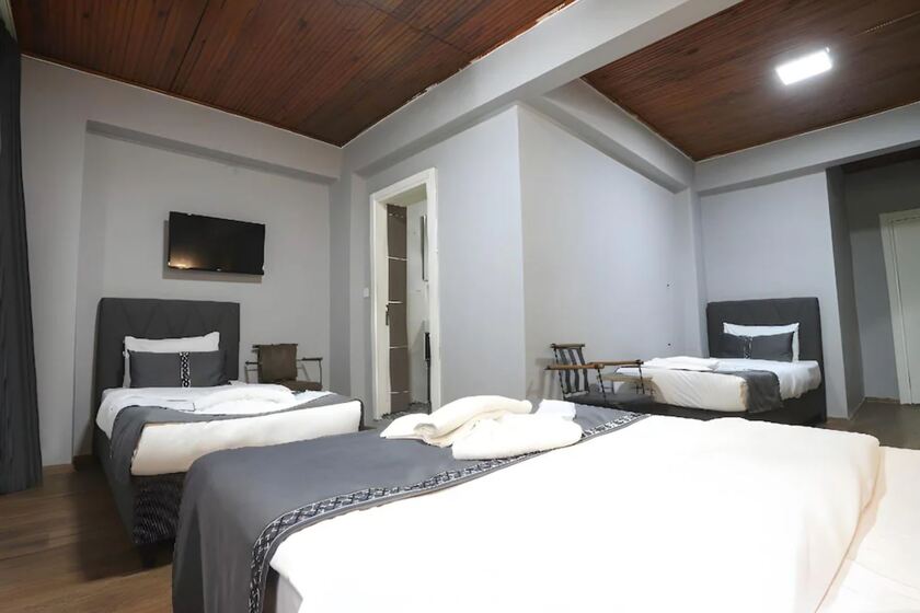 La Pera Suites istanbul - Quadruple Room