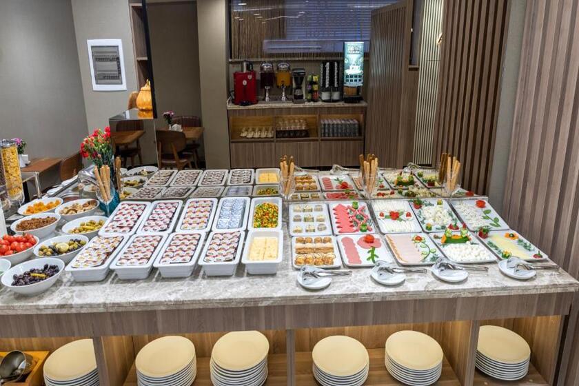 The Omiya Hotel istanbul - breakfast