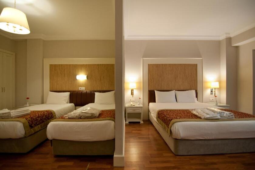 Taksim Metropark Hotel istanbul - Deluxe Triple Room