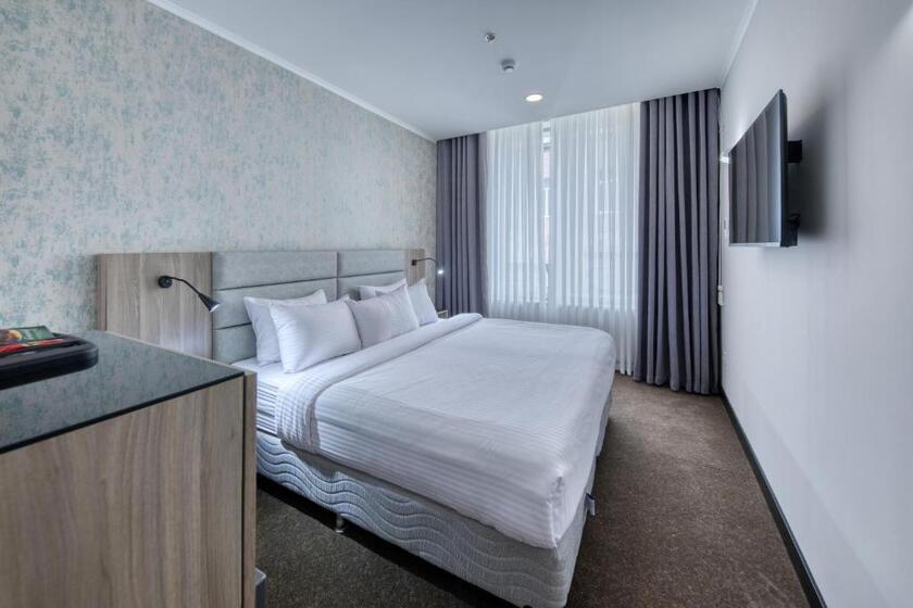 Expocore Hotel yerevan - room
