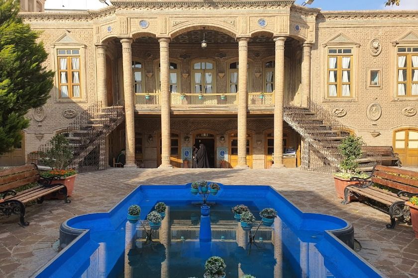 خانه تاریخی داروغه مشهد. منبع عکس: گوگل‌مپ. عکاس: میلاد مقامی