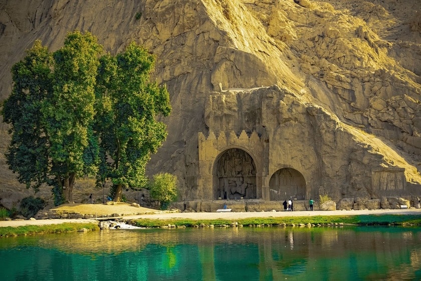 طاق بستان، عکس: گوگل مپ، عکاس: مهران زلفی