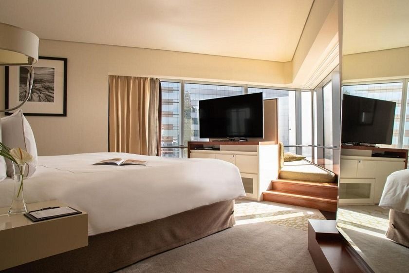 Jumeirah Emirates Towers - Executive Suite with Direct Connectivity to Museum of The Future, Complimentary Private Beach Access, Breakfast, Signature Afternoon Tea, Evening Sundowners, Soft Refreshments and Canapes