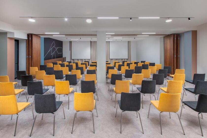 Tufenkian Historic Yerevan Hotel yerevan - meeting room;