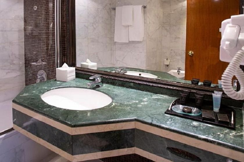 Carlton Tower Hotel Dubai - Room