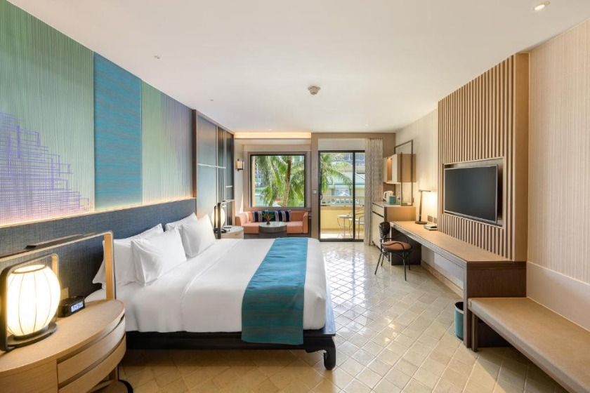 Holiday Inn Resort Phuket, an IHG Hotel Phuket - Premium Twin Room with Balcony and Pool View