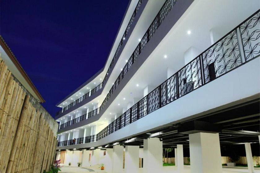 Surintra Boutique Resort Phuket - facade