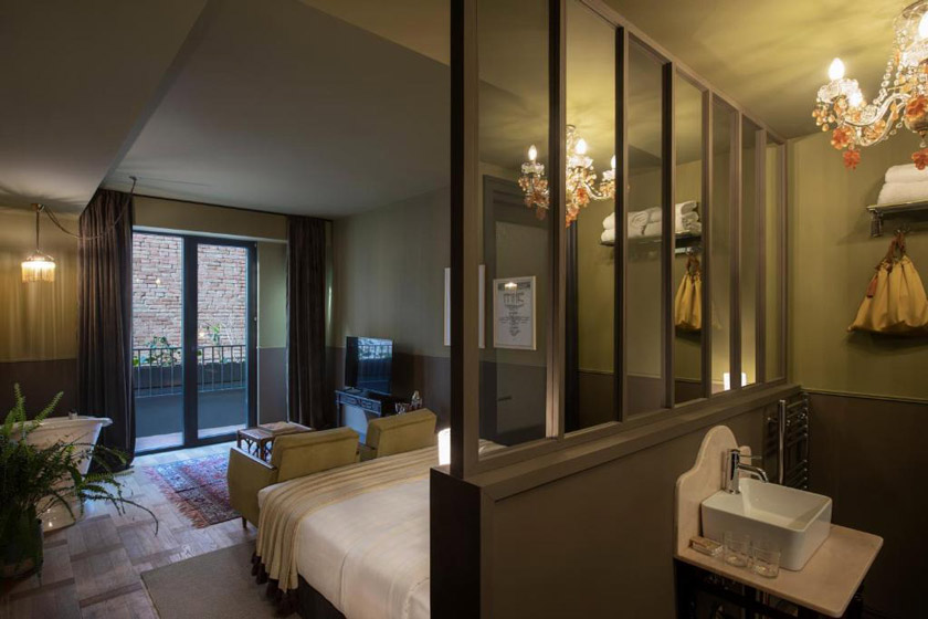 Communal Hotel Plekhanovi Tbilisi - Suite with Hot Tub