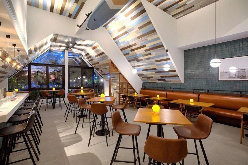 Outrigger Surin Beach Resort - SHA Extra Plus Phuket - restaurant