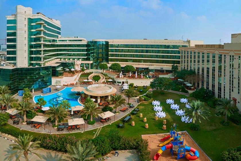 هتل ملنیوم و کاپتورن. منبع عکس: وبسایت Millenniumhotels.com. عکاس: نامشخص
