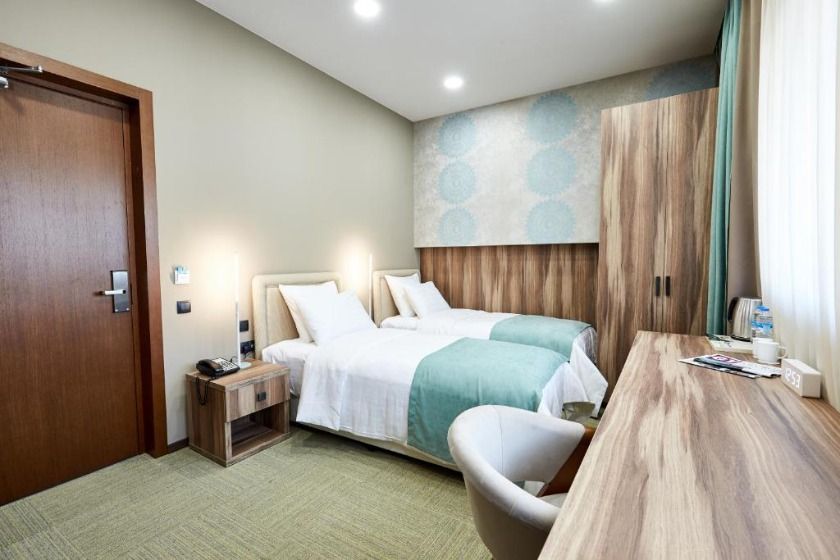 Best Western Tbilisi City Center Tbilisi - Economy Twin Room with Street View