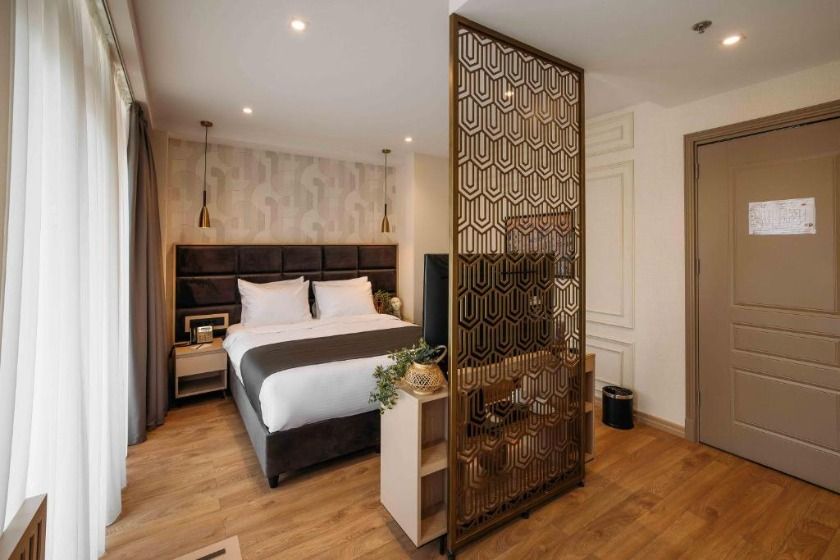 Hotel Monday by DNT Group Tbilisi - Double Room with Balcony