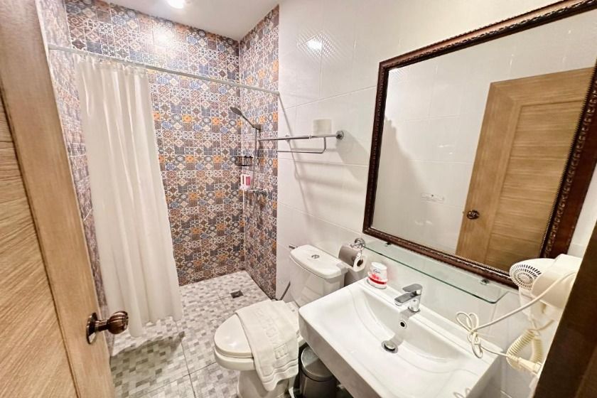 The Luna Phuket - Quadruple Room with Private Bathroom