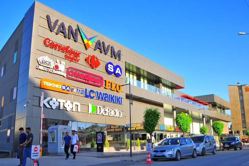 مرکز خرید Van AVM
