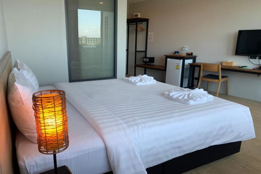 Atom Phuket Hotel -SHA Plus Phuket - Deluxe Double Room with View