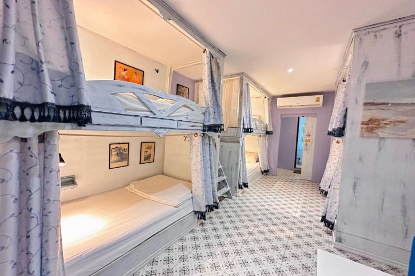 The Luna Phuket - Bed in 6-Bed Female Dormitory Room