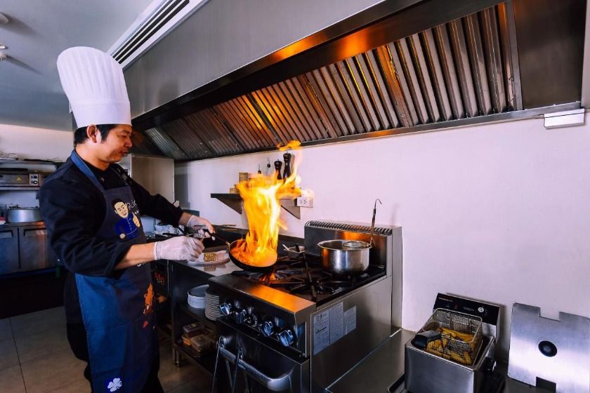 Hotel Clover Patong Phuket - SHA Plus Phuket - Restaurant