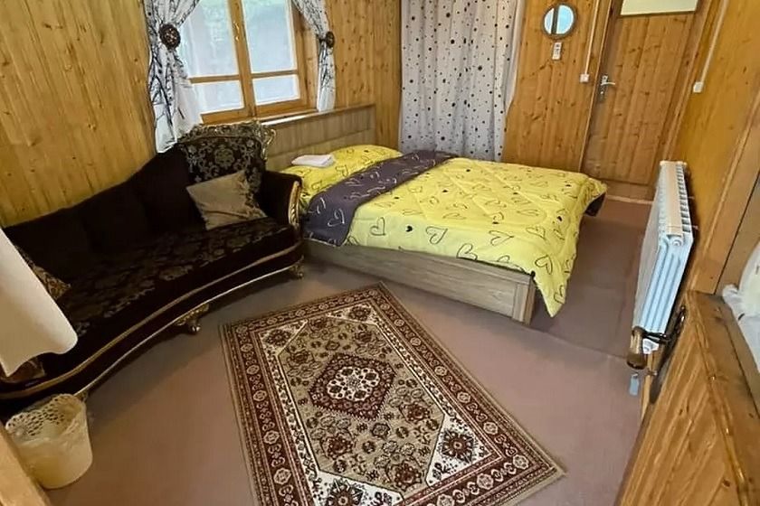 اقامتگاه بوم گردی بام گلسرک رشت - اتاق