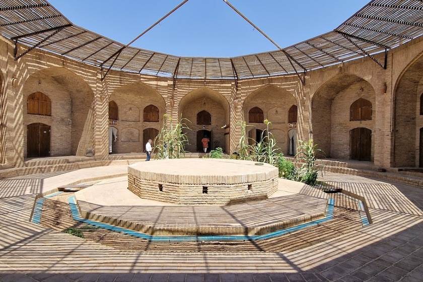 کاروانسرای زین الدین. منبع عکس: گوگل مپ. عکاس: Mariano Alons