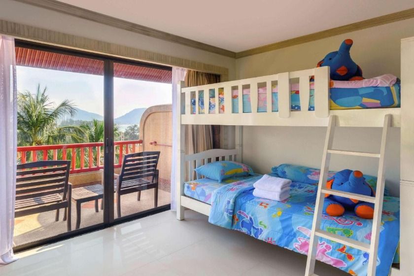 Novotel Phuket Resort Tbilisi - Family Room with One Queen Bed and One Bunk Bed