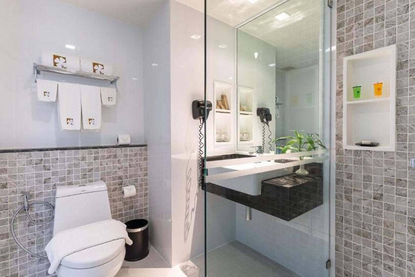 Hotel Clover Patong Phuket - SHA Plus Phuket - Room