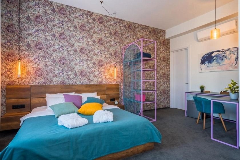 Redrum Tbilisi Boutique Hotel Tbilisi - Deluxe Double Room with Balcony