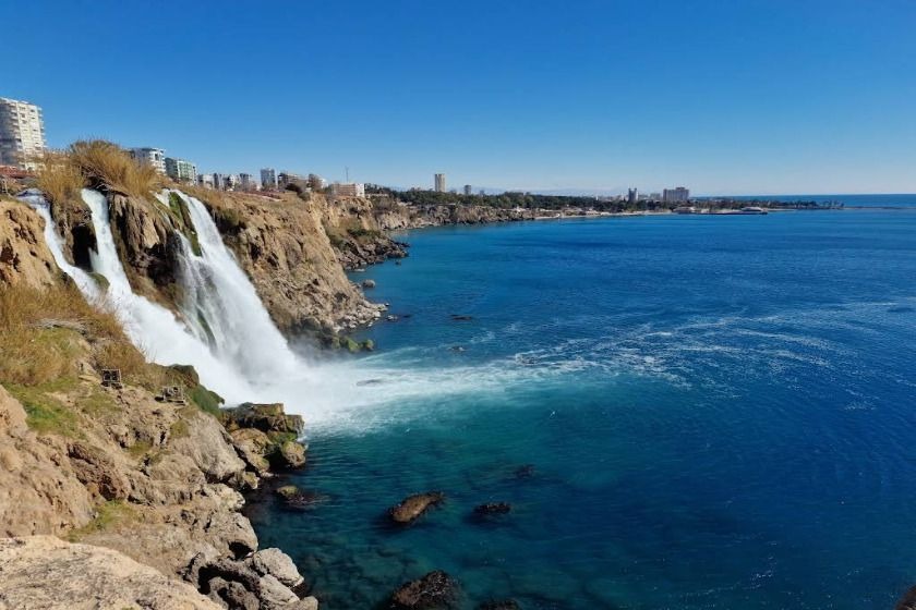 آبشارهای دودن آنتالیا؛ شکوه طبیعت در شهر ساحلی ترکیه