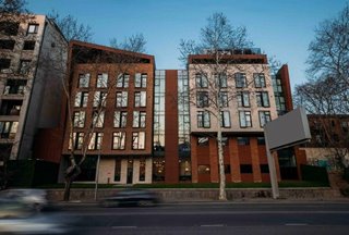 هتل ماندی بای دی‌ ان‌ تی گروپ تفلیس