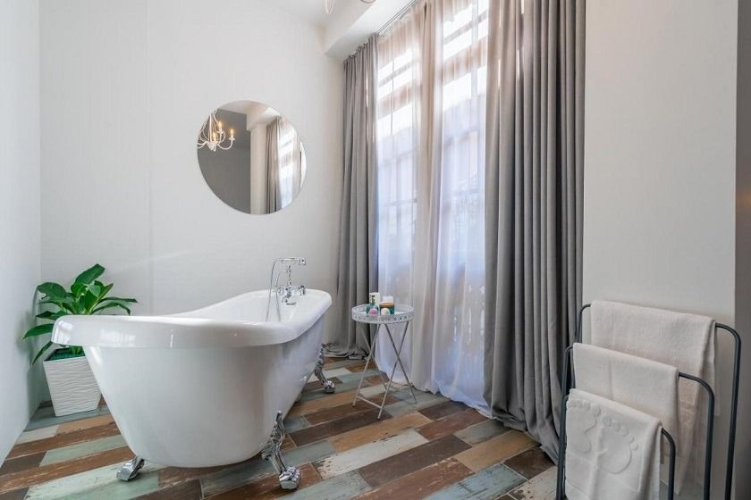 Redrum Tbilisi Boutique Hotel Tbilisi - Deluxe Double Room with Bath