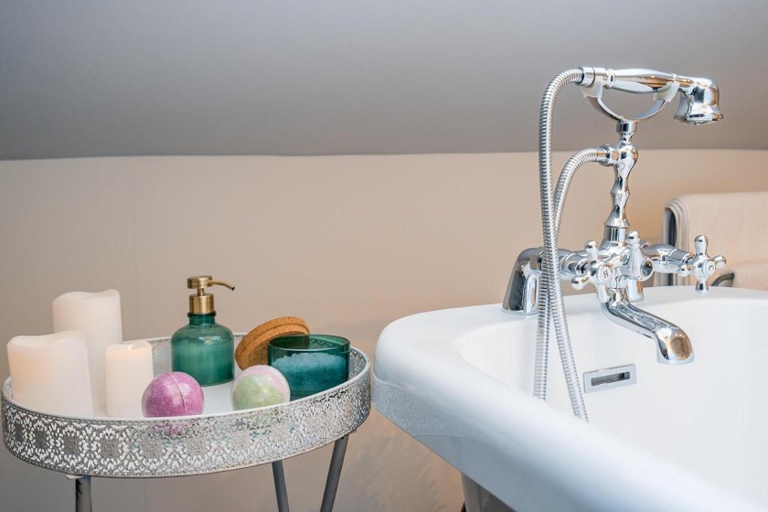 Redrum Tbilisi Boutique Hotel Tbilisi - Deluxe Mansard Room with Bath