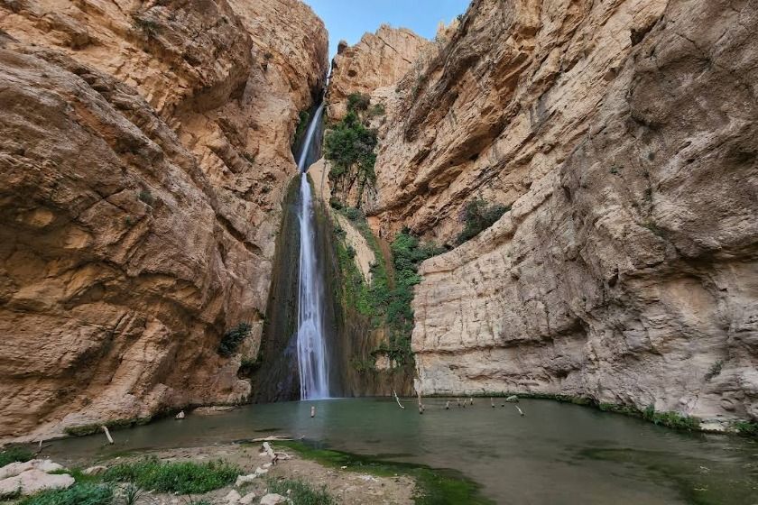 آبشار لاتون