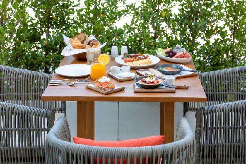 Outrigger Surin Beach Resort - SHA Extra Plus Phuket - breakfast 