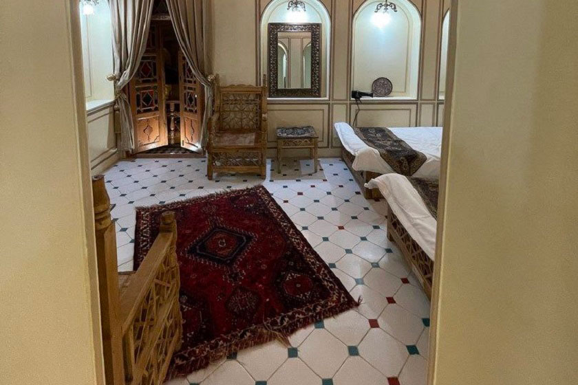 اقامتگاه سنتی عمارت جهانشاهی شیراز - اتاق همایونی