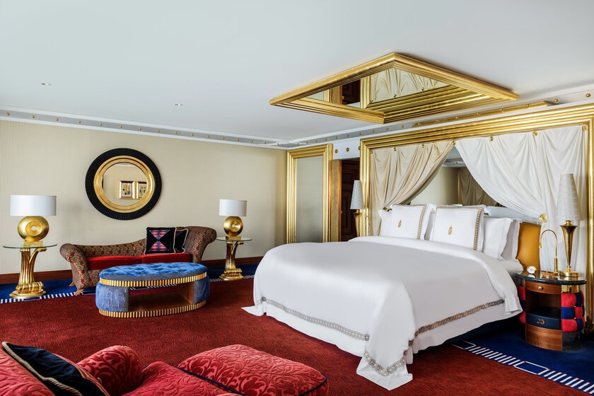 یکی از سوئیت های برج العرب دبی. منبع عکس: گوگلمپ. عکاس: Burj Al Arab