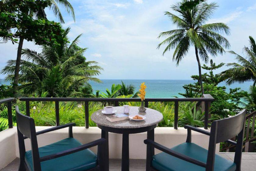Andaman White Beach Resort Phuket - Deluxe Double or Twin Room with Sea View