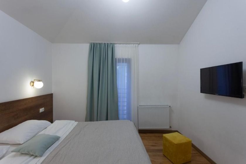 Alliance Hotel Tbilisi - Standard Quadruple Room