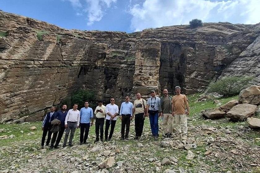 کشف معدن در آبدانان. منبع عکس اسنا. عکاس نامشخص