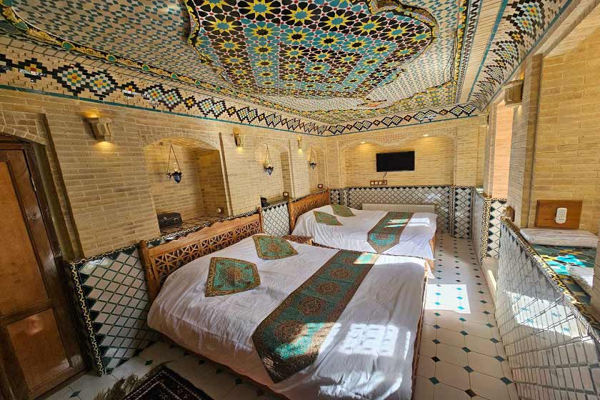 اقامتگاه سنتی عمارت جهانشاهی شیراز - اتاق ترنج