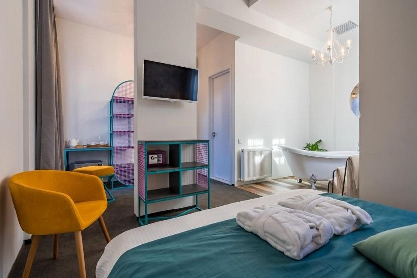 Redrum Tbilisi Boutique Hotel Tbilisi - Deluxe Double Room with Bath