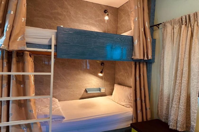 The Luna Phuket - Bed in 4-Bed Mixed Dormitory Room with Shared Bathroom