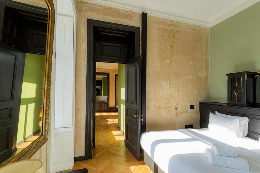 Unfound Door - Design Hotel Tbilisi - King Suite with Balcony