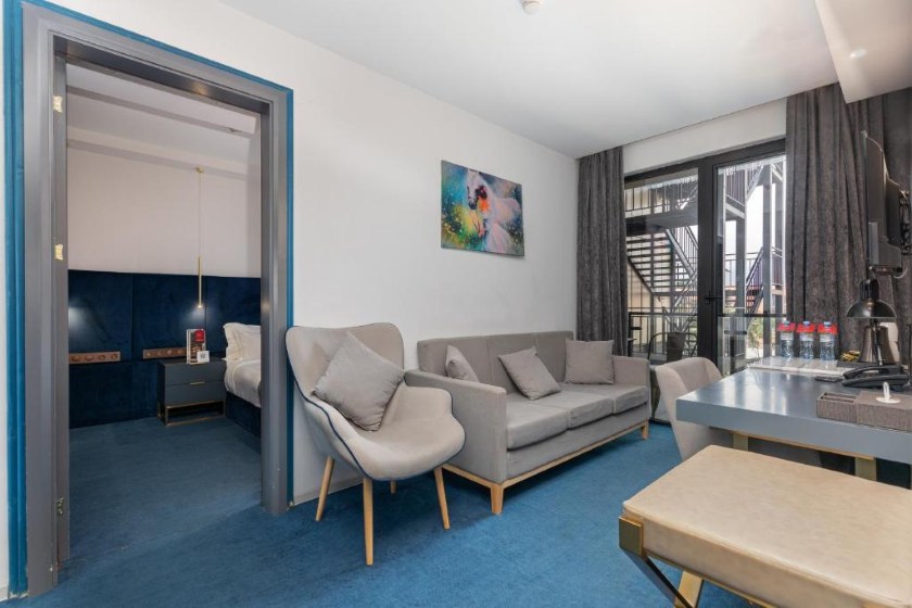 Ramada by Wyndham Tbilisi Old City Tbilisi - 1 King Bed, 1 Twin Bed, Standard Room, Non-Smoking