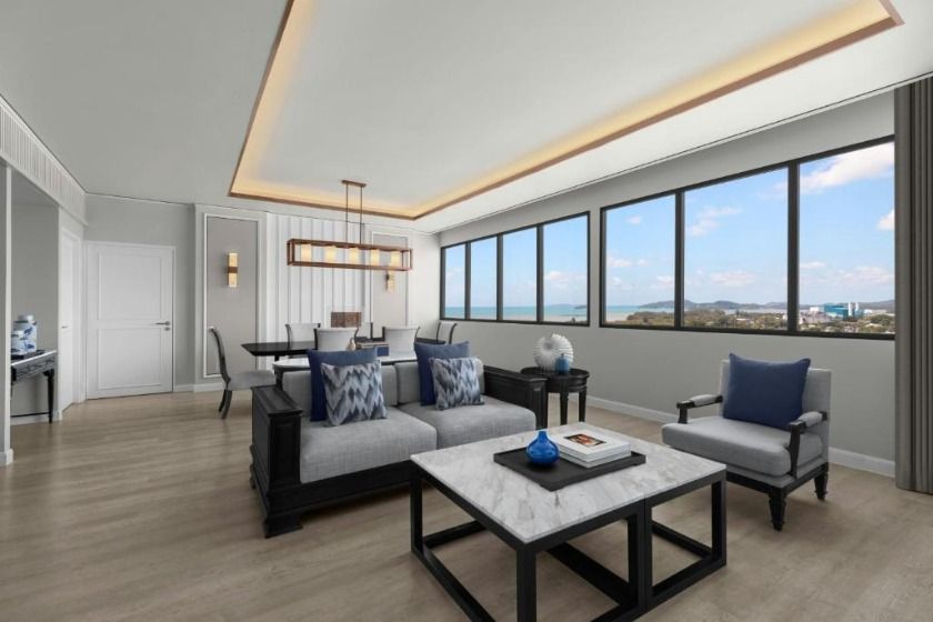 Courtyard by Marriott Phuket Town Phuket - One Bedroom Family King Suite with City View