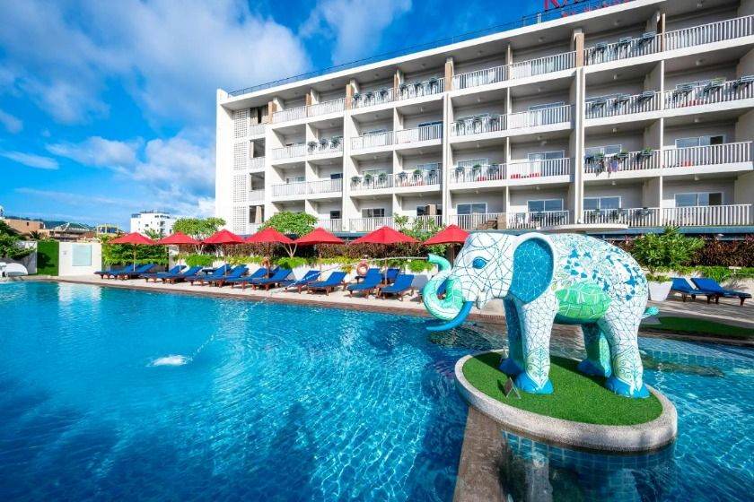 Ramada by Wyndham Phuket Deevana Phuket - pool
